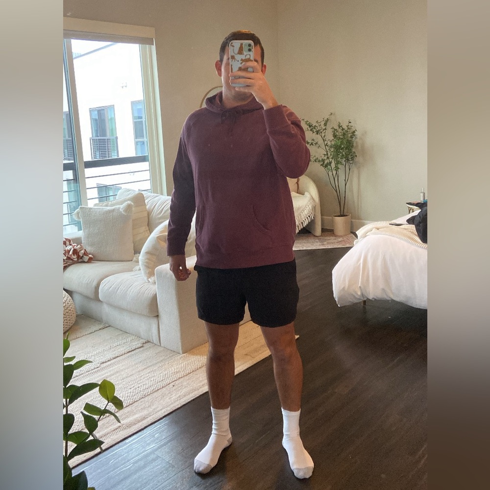 Lululemon Mens Pace Breaker Linerless Short Size M in Black 5” Inseam